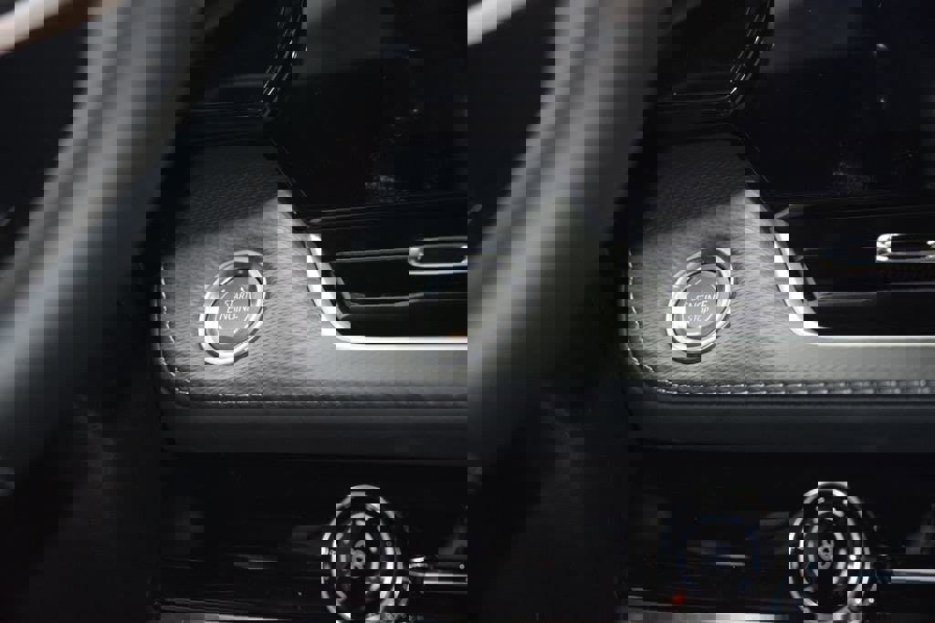 New 2026 Chevrolet Equinox LT w/ Midnight Edition FWD image 31