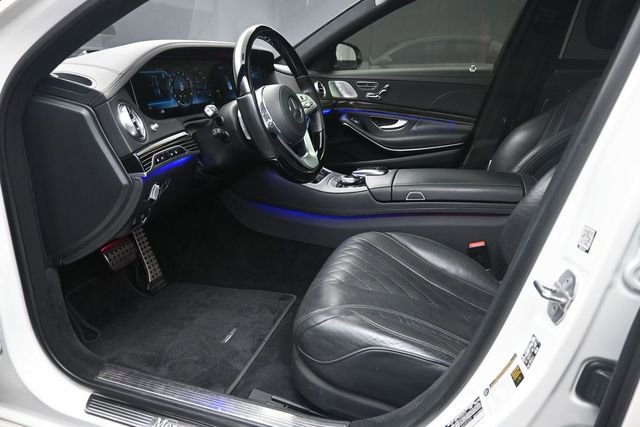 Used 2019 Mercedes-Benz S 560 Sedan image 17