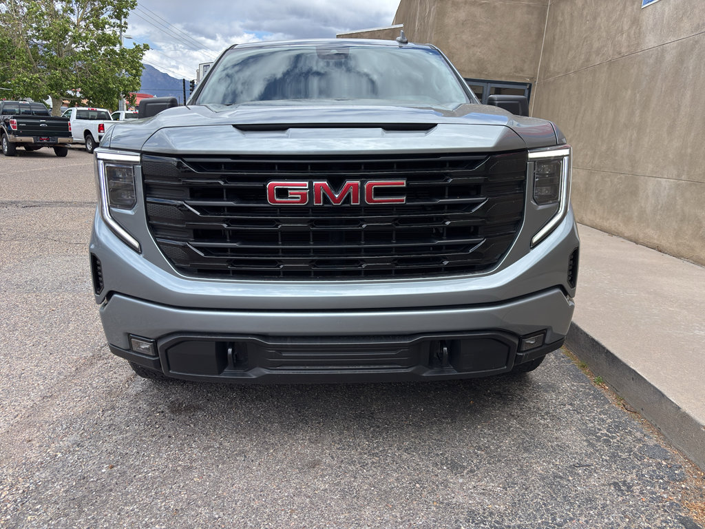 Used 2024 GMC Sierra 1500 Elevation w/ X31 Off-Road Package AWD/4WD image 10