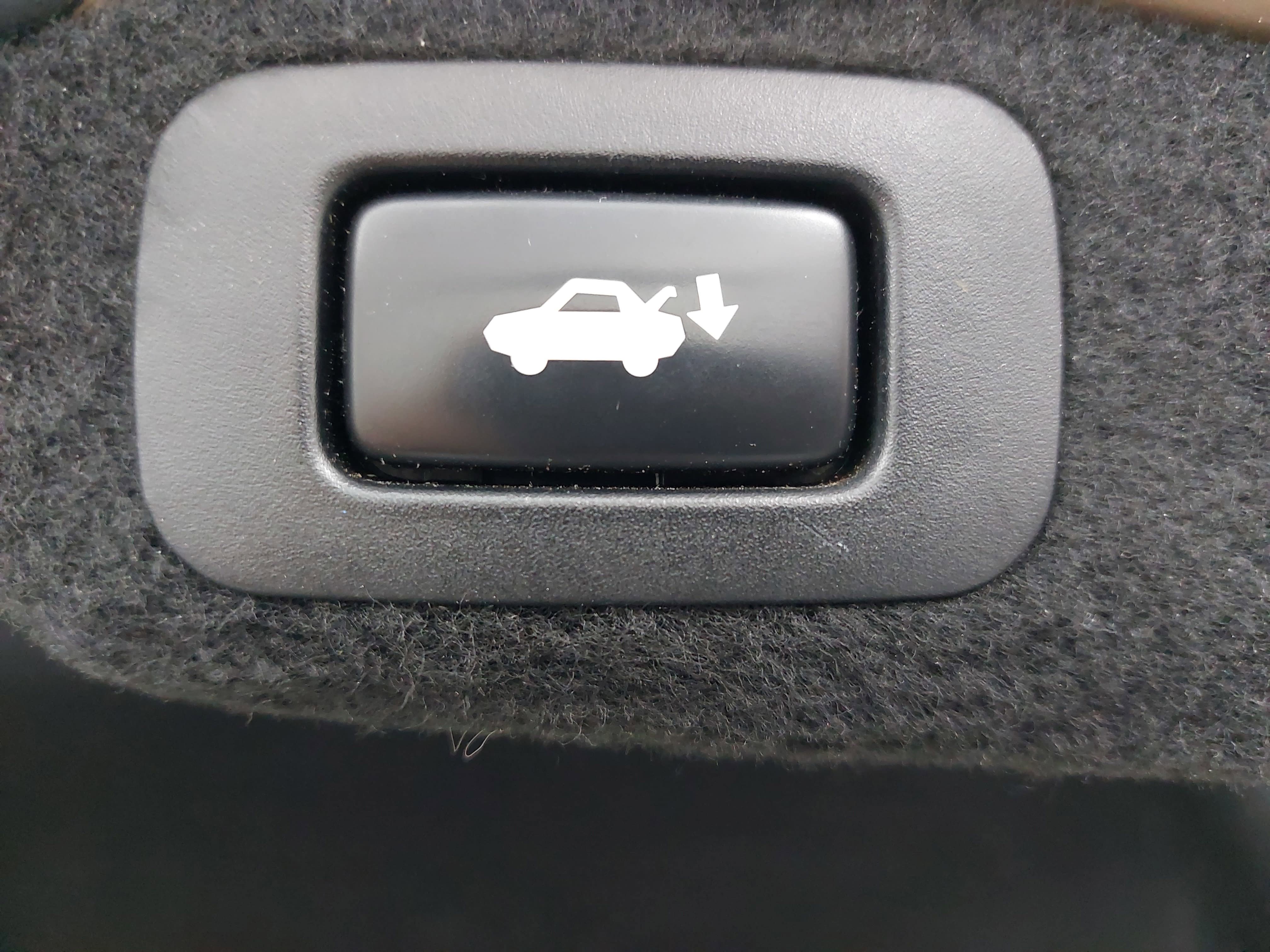 Used 2011 Lexus LS 460 w/ Luxury Value Edition RWD image 15