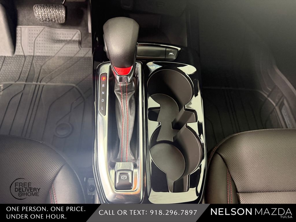 Used 2025 Chevrolet Trax RS w/ Driver Confidence Package image 30