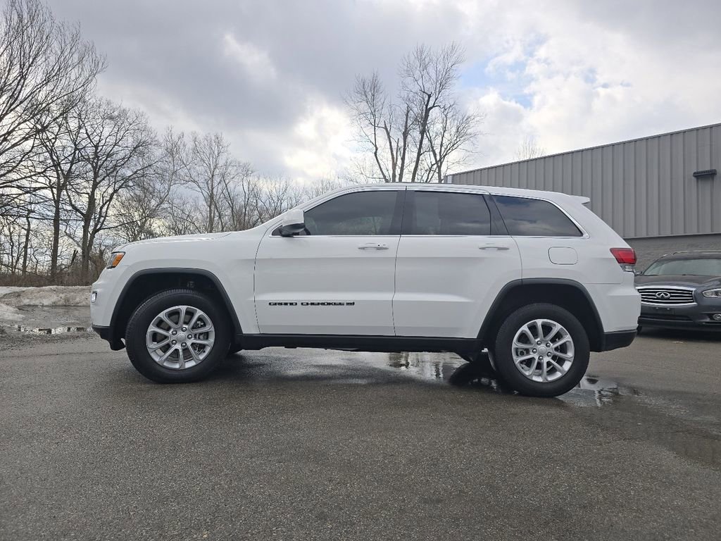 Used 2022 Jeep Grand Cherokee Laredo X image 12
