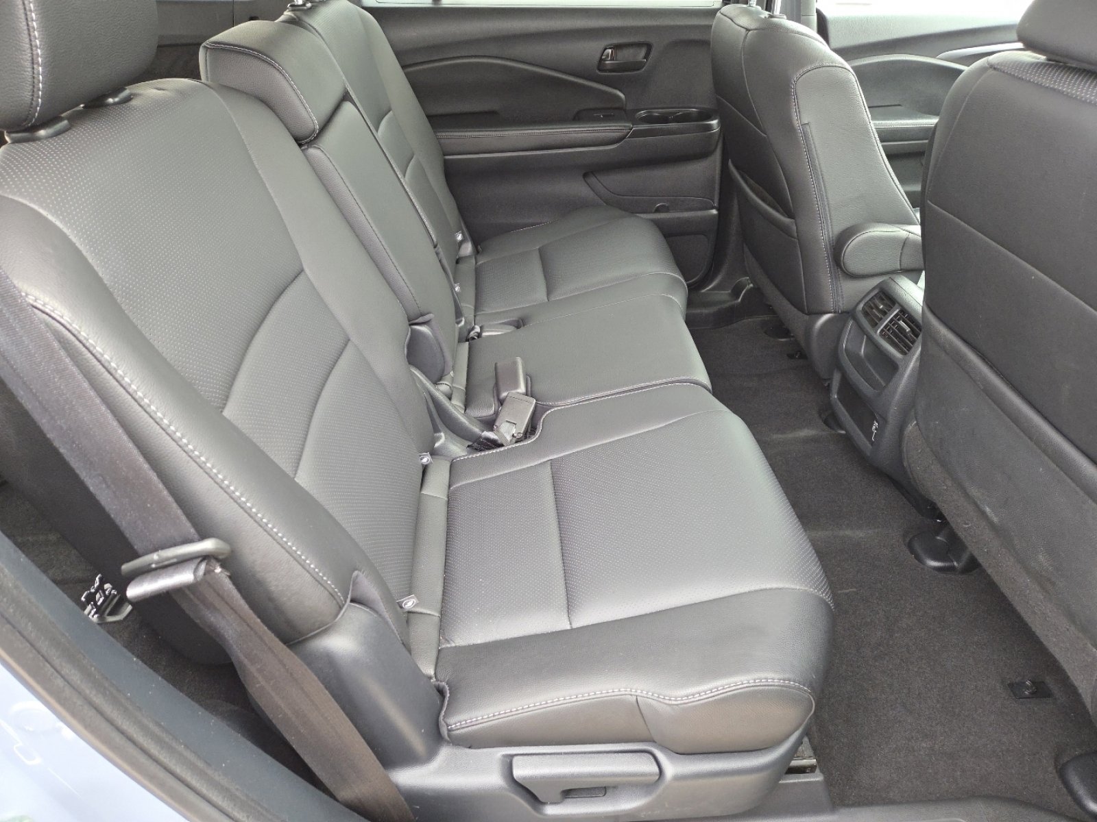 Used 2023 Honda Passport EX-L image 23