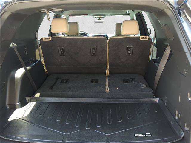 Used 2023 Chevrolet Traverse LS FWD image 6