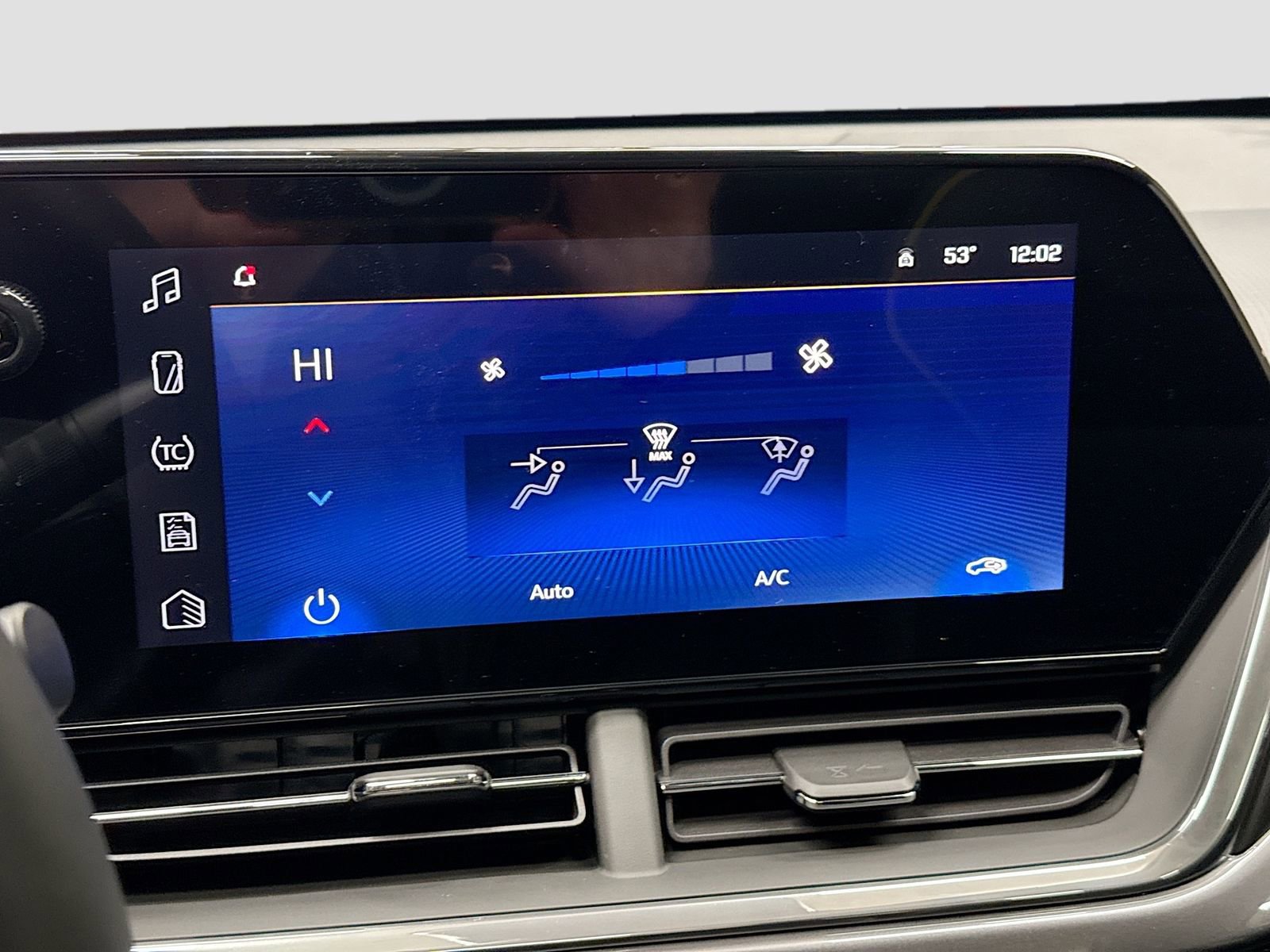 New 2026 Chevrolet Trax ACTIV image 19