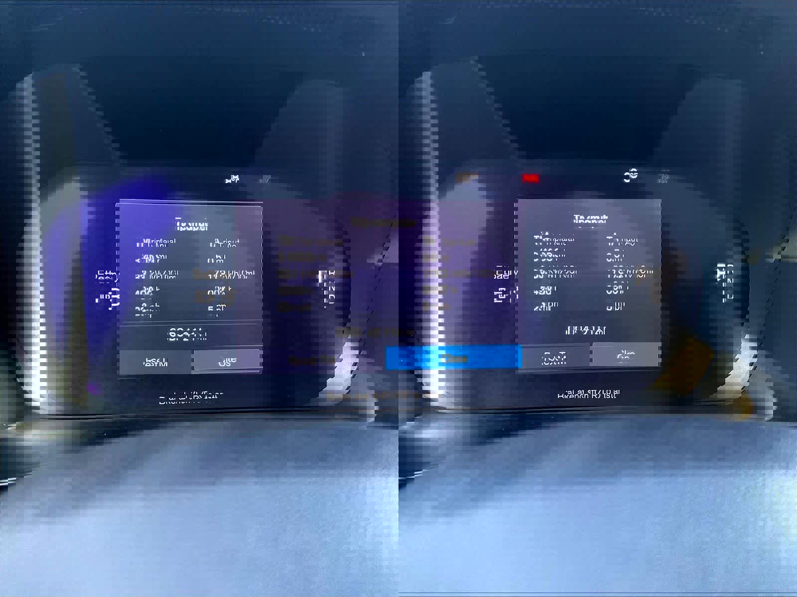 Used 2023 Volvo C40 P8 Recharge Ultimate image 22