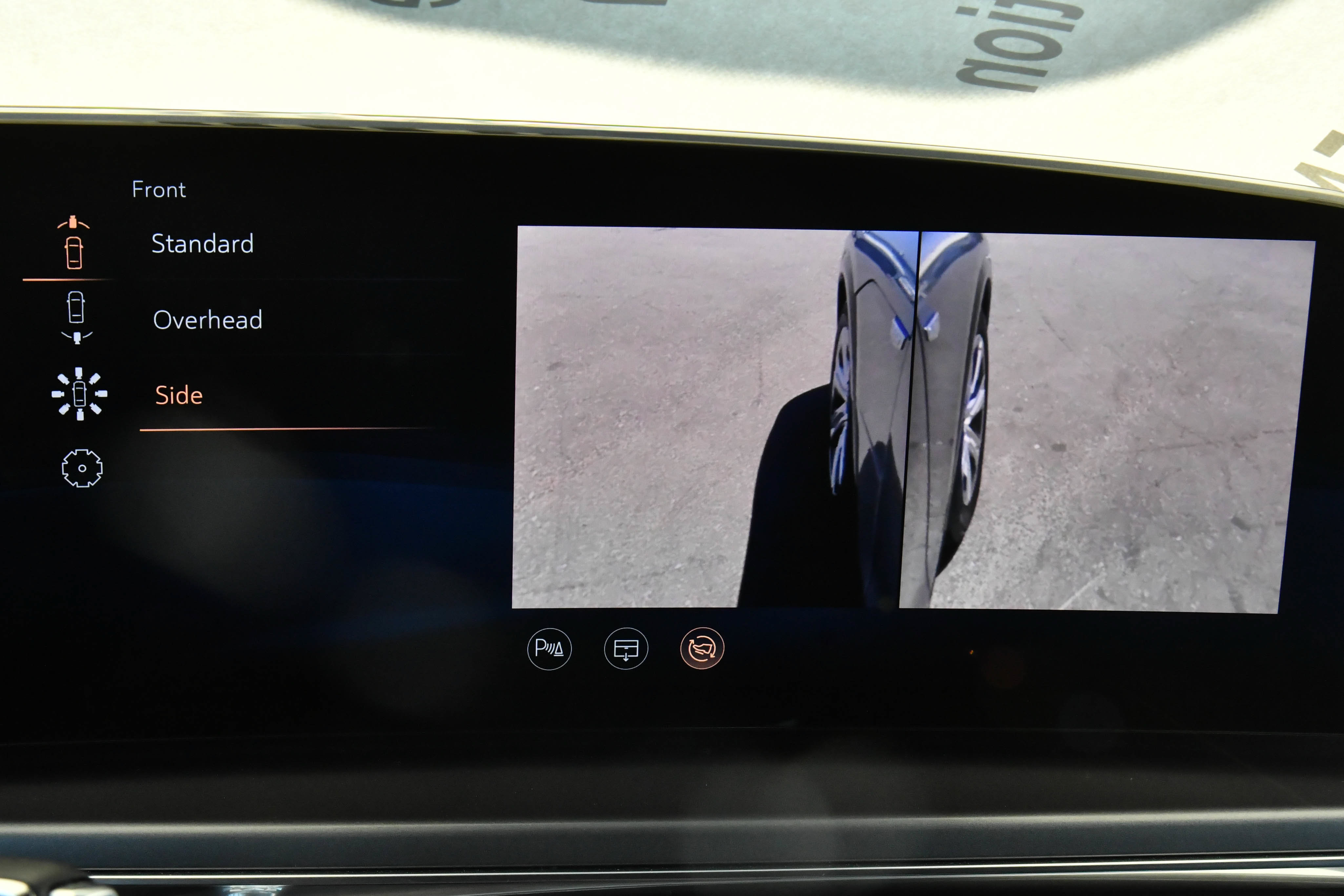 Used 2024 Cadillac Lyriq Tech w/ Driver Assist Package RWD image 24