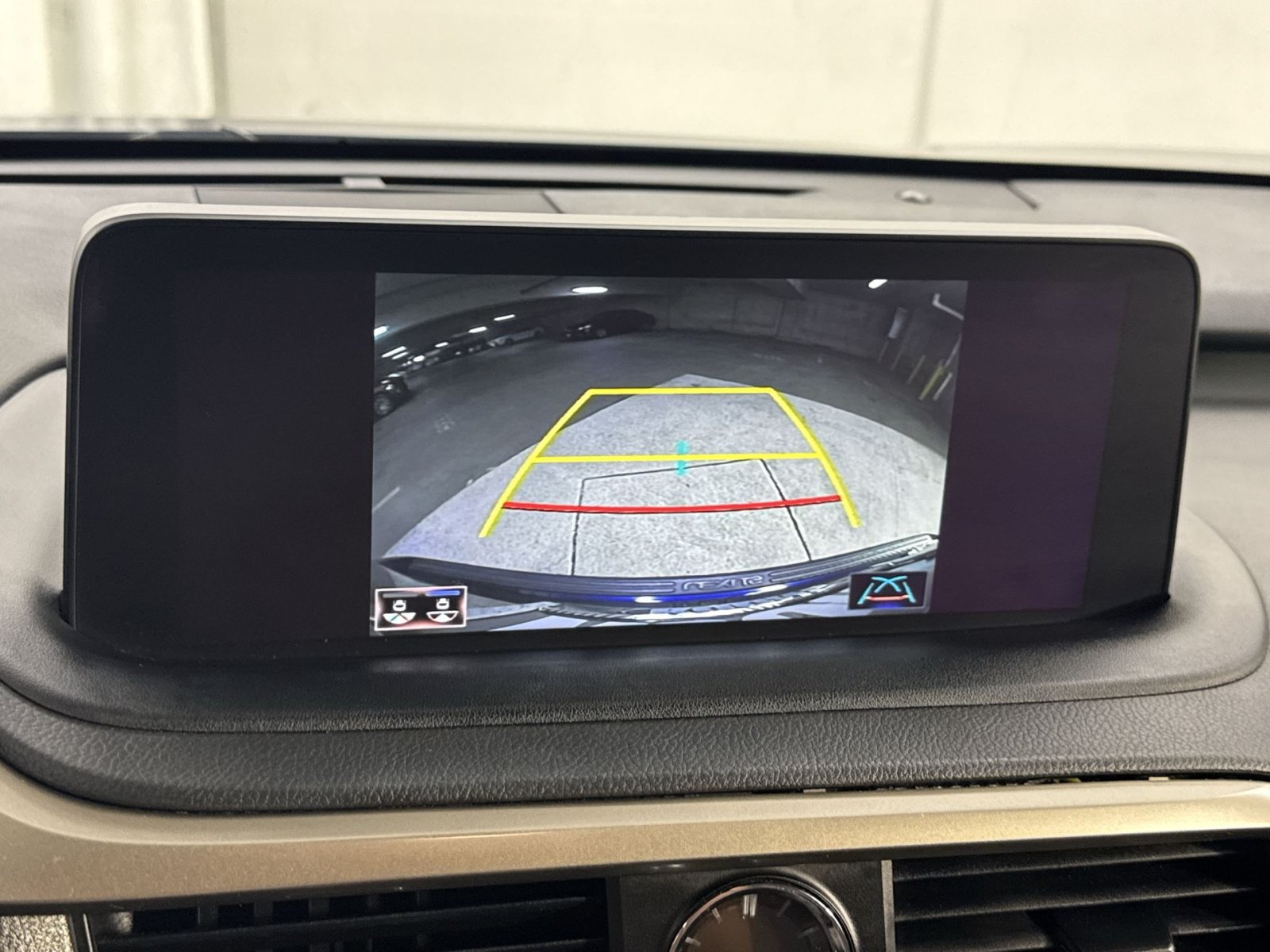 Used 2020 Lexus RX 450h AWD w/ Premium Package image 31
