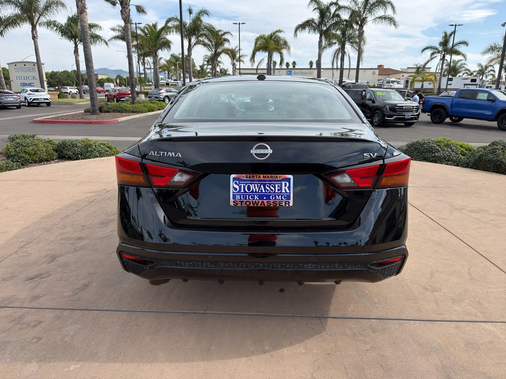 Used 2023 Nissan Altima 2.5 SV image 4