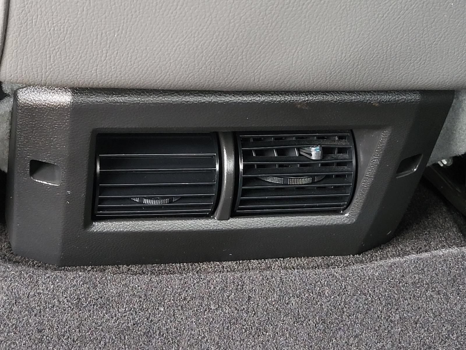 Used 2013 RAM 2500 Tradesman w/ Chrome Appearance Group RWD image 19