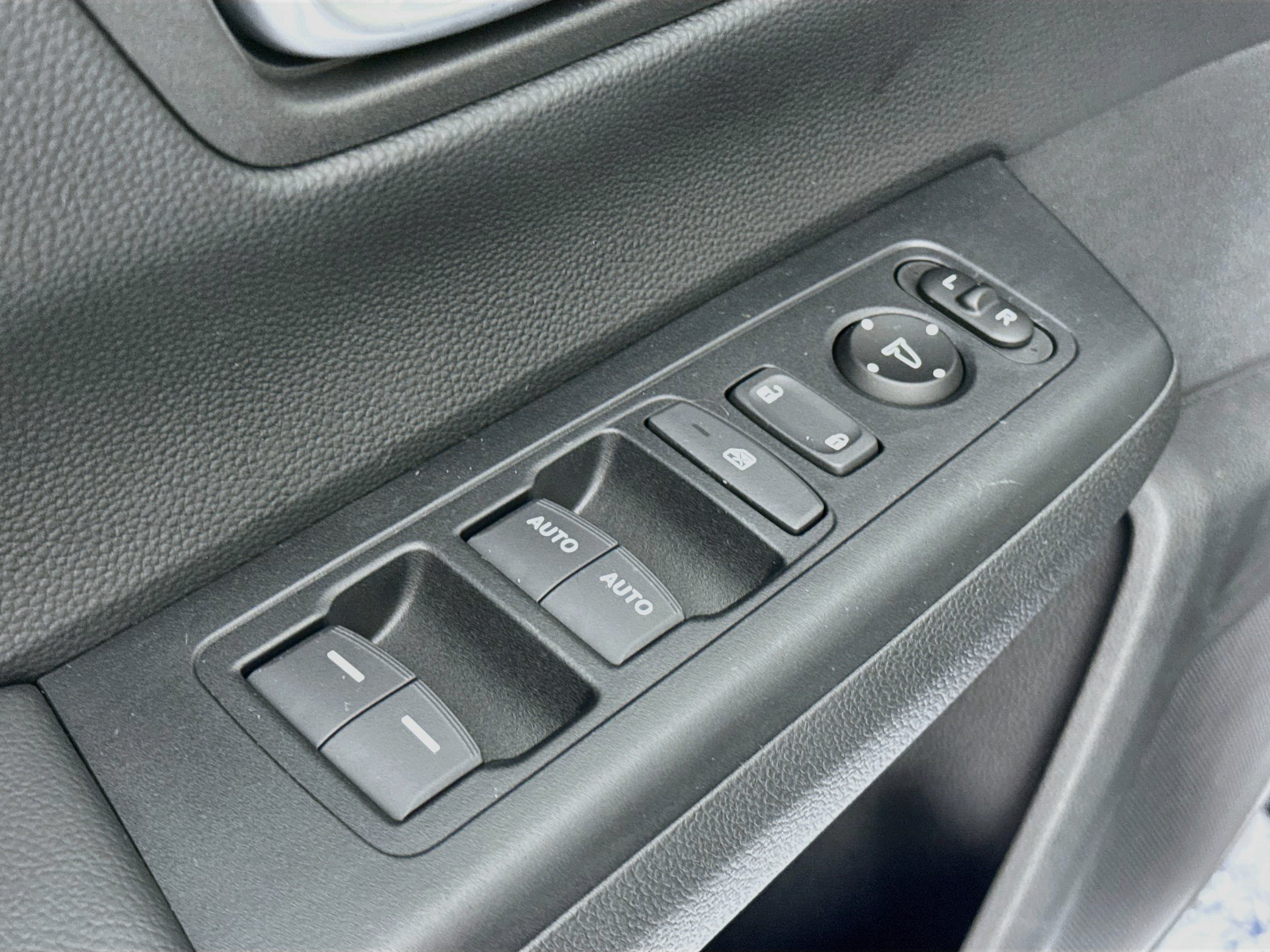 Certified 2024 Honda CR-V EX image 17
