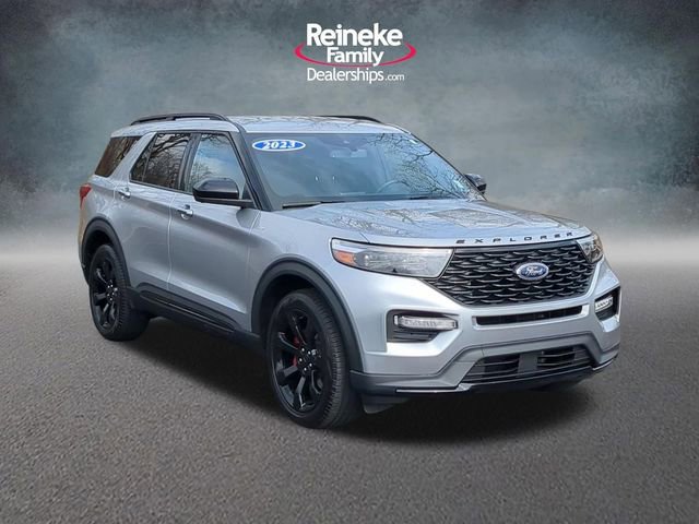 Used 2023 Ford Explorer ST-Line image 3