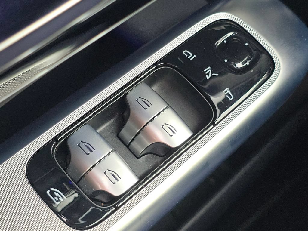 Certified 2026 Mercedes-Benz GLC 300 4MATIC image 28