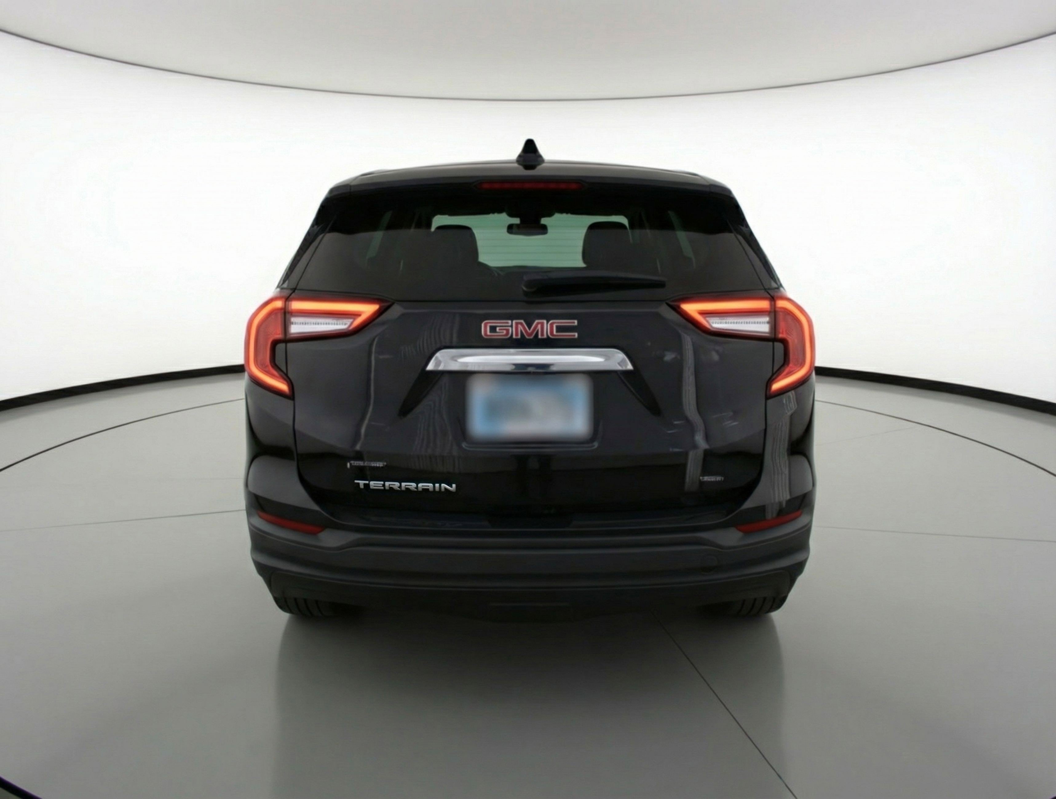 Used 2024 GMC Terrain SLE image 7