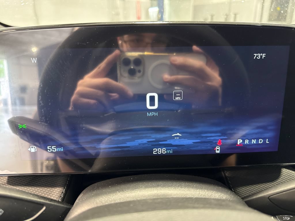 New 2026 Chevrolet Equinox LT w/ Safety and Technology Package FWD image 7