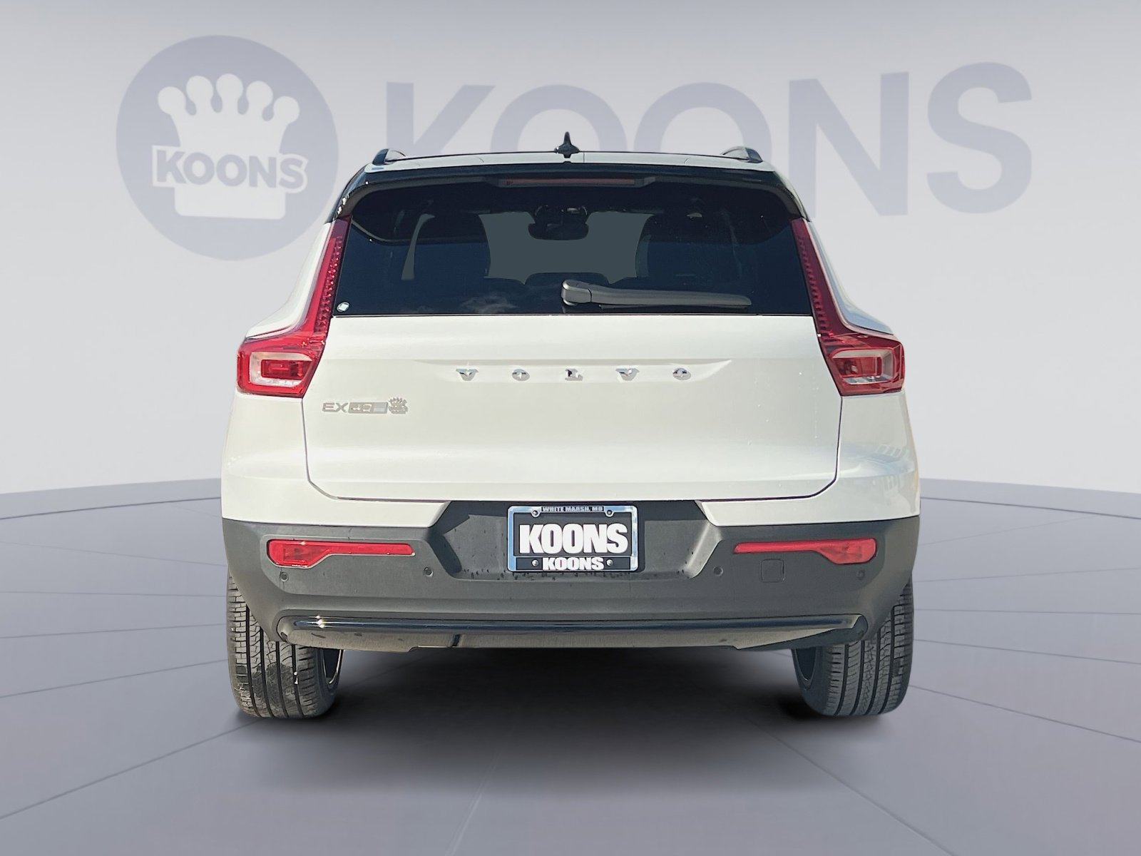 New 2026 Volvo EX40 Plus w/ Climate Package image 5