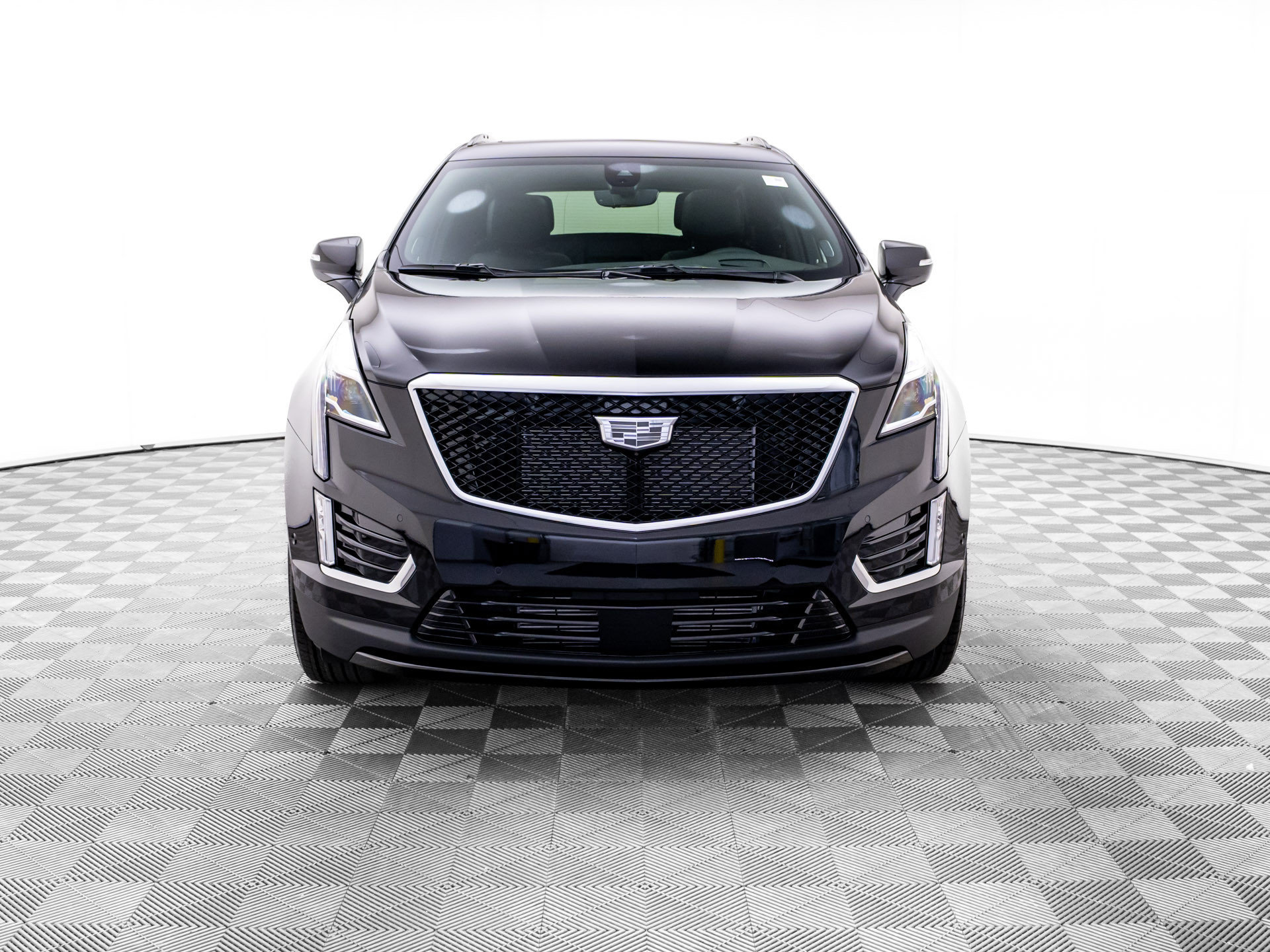 New 2026 Cadillac XT5 Sportv w/ LPO, Red Accent Package AWD/4WD image 8