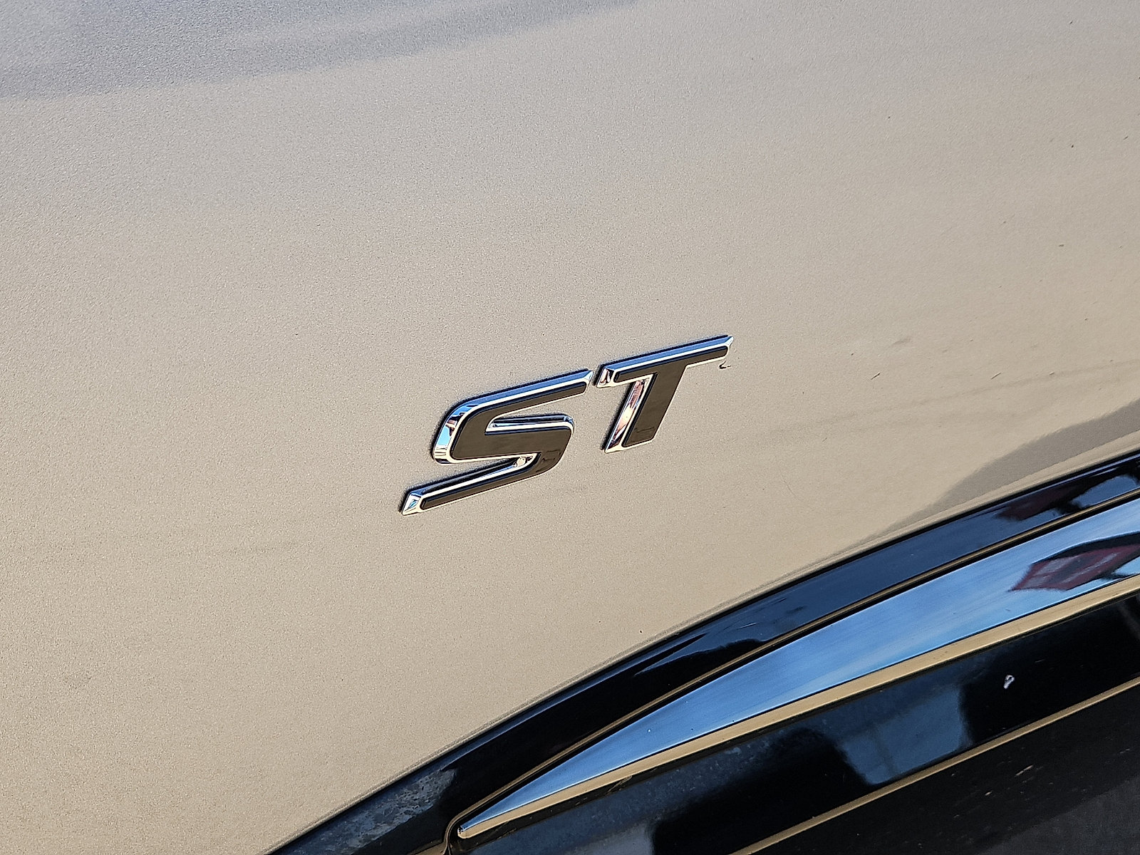 Used 2025 Buick Envision Sport Touring AWD/4WD image 6
