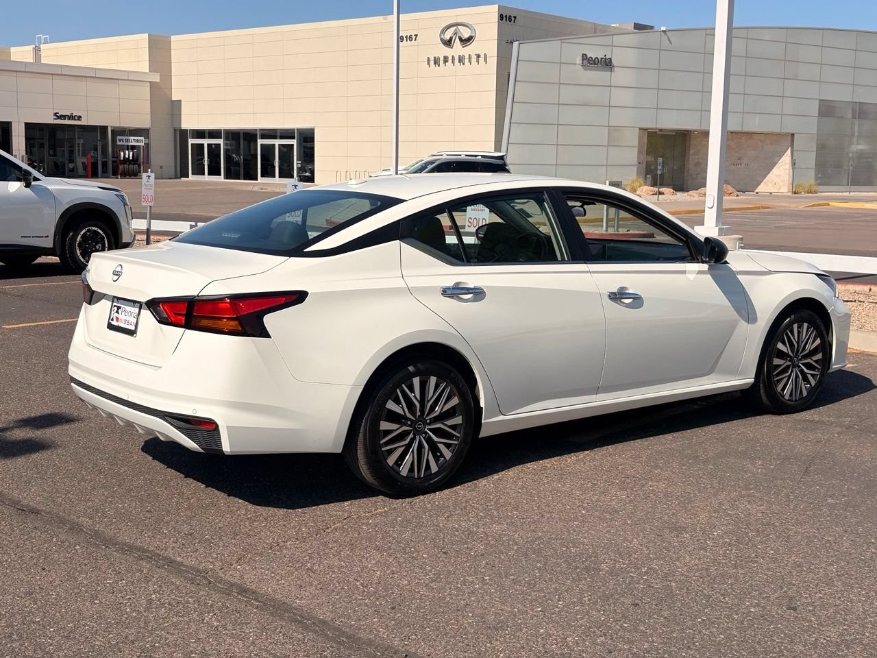 Certified 2025 Nissan Altima 2.5 SV FWD image 8