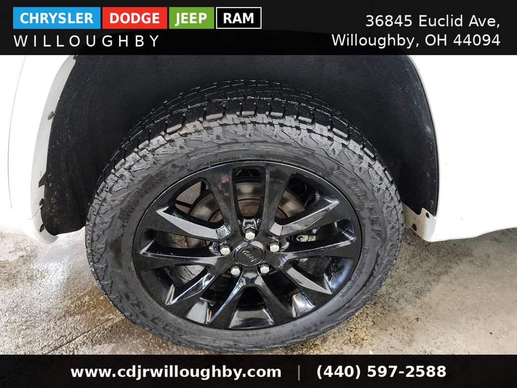 Used 2021 Jeep Grand Cherokee Laredo X AWD/4WD image 41
