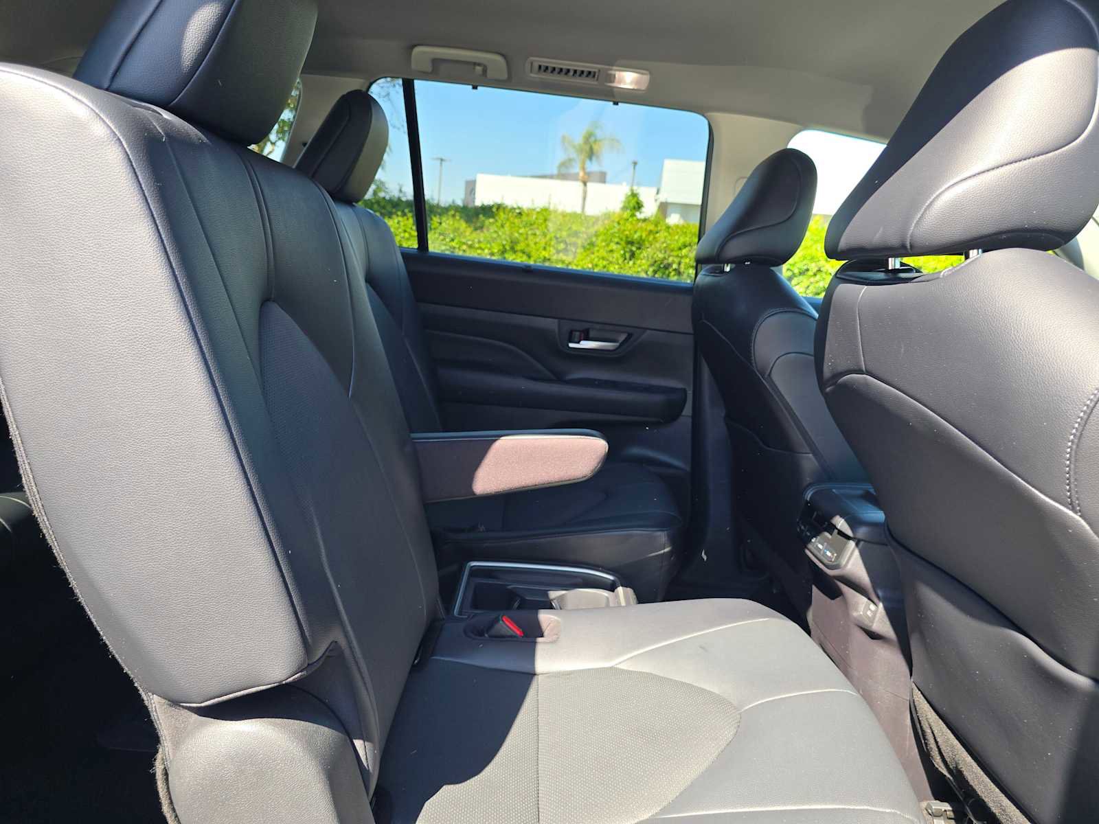 Certified 2025 Toyota Grand Highlander FWD image 12