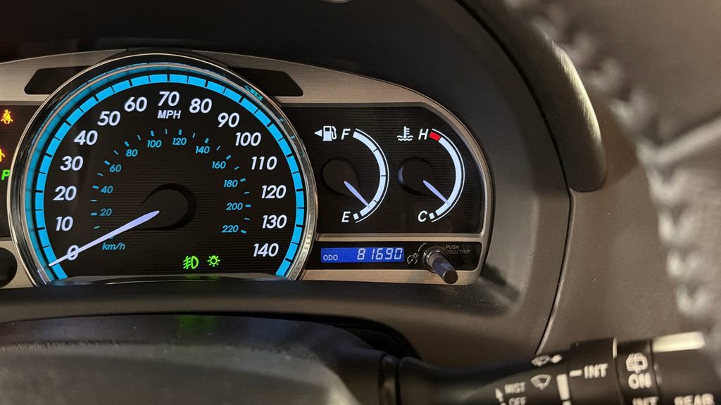 Used 2015 Toyota Venza XLE image 29