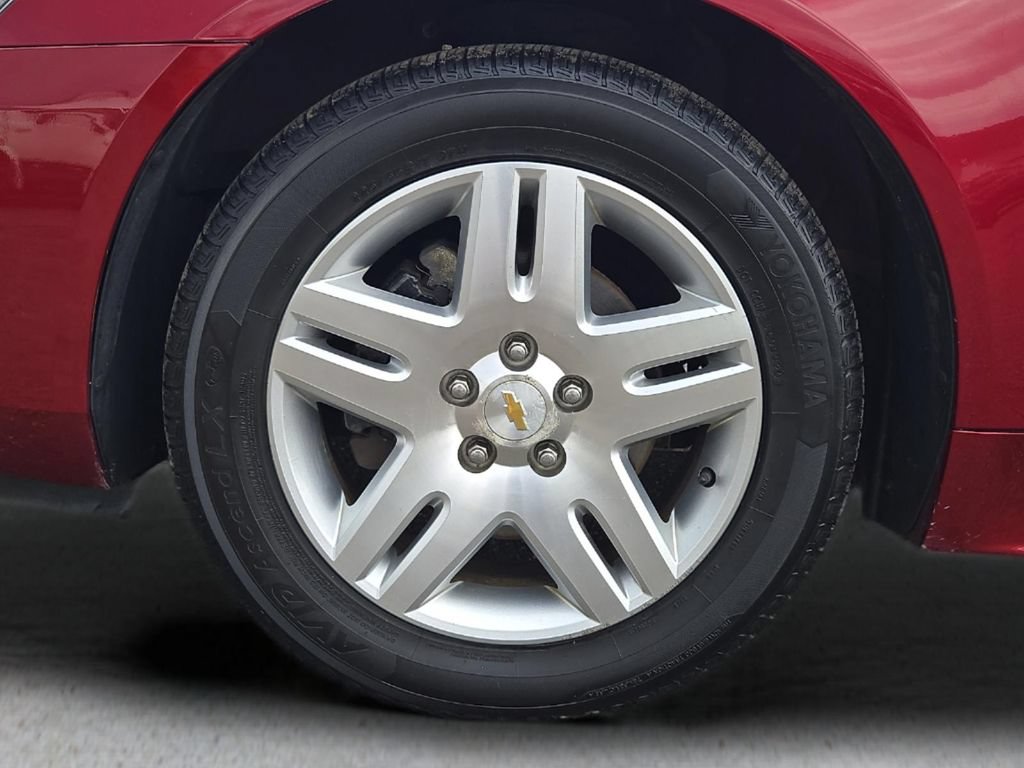 Used 2011 Chevrolet Impala LT FWD image 8