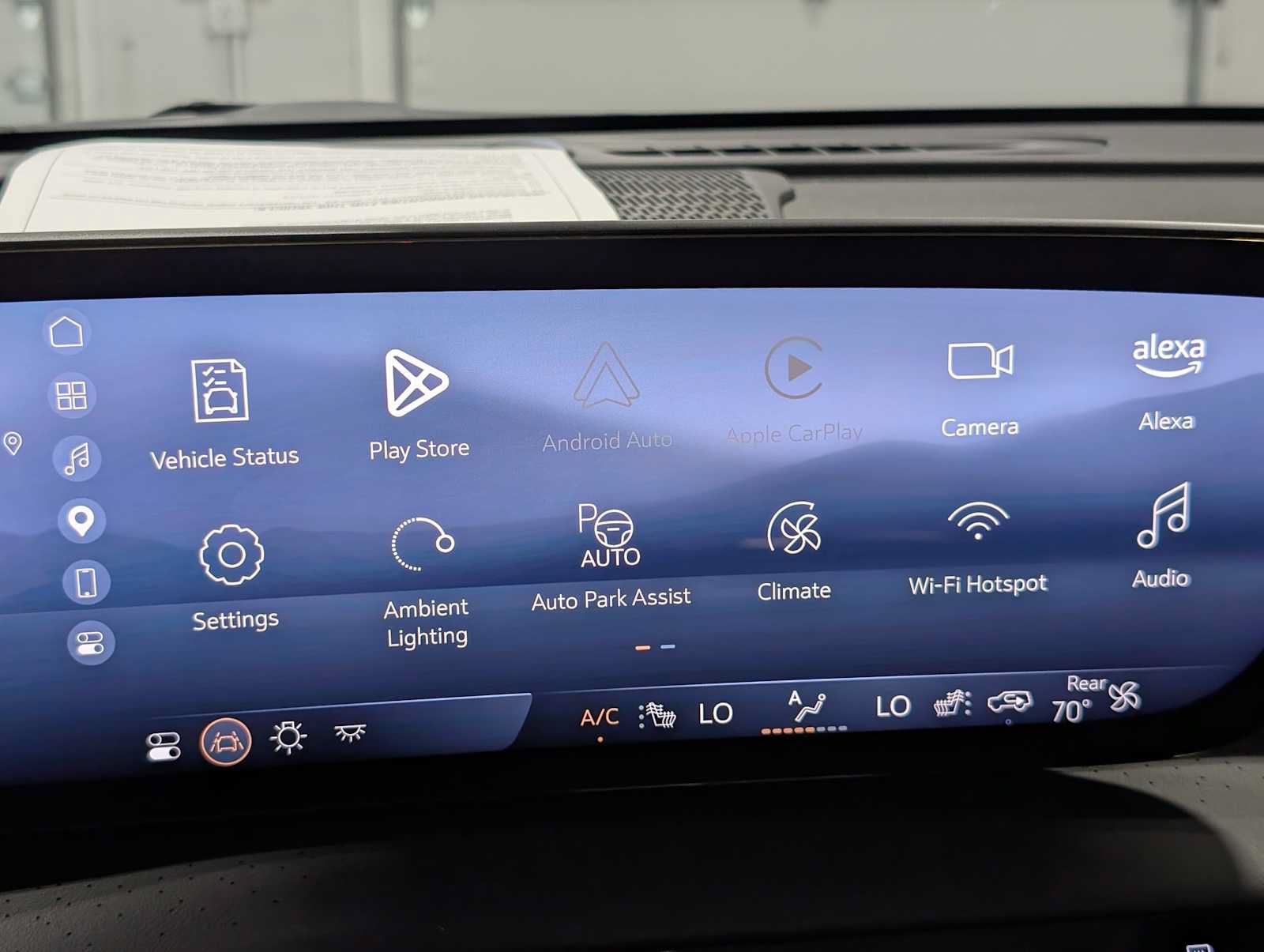 Certified 2025 Buick Enclave Avenir w/ Super Cruise Package AWD/4WD image 29