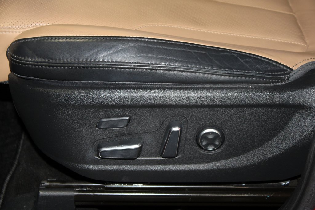 Used 2023 Hyundai Santa Fe Calligraphy image 14