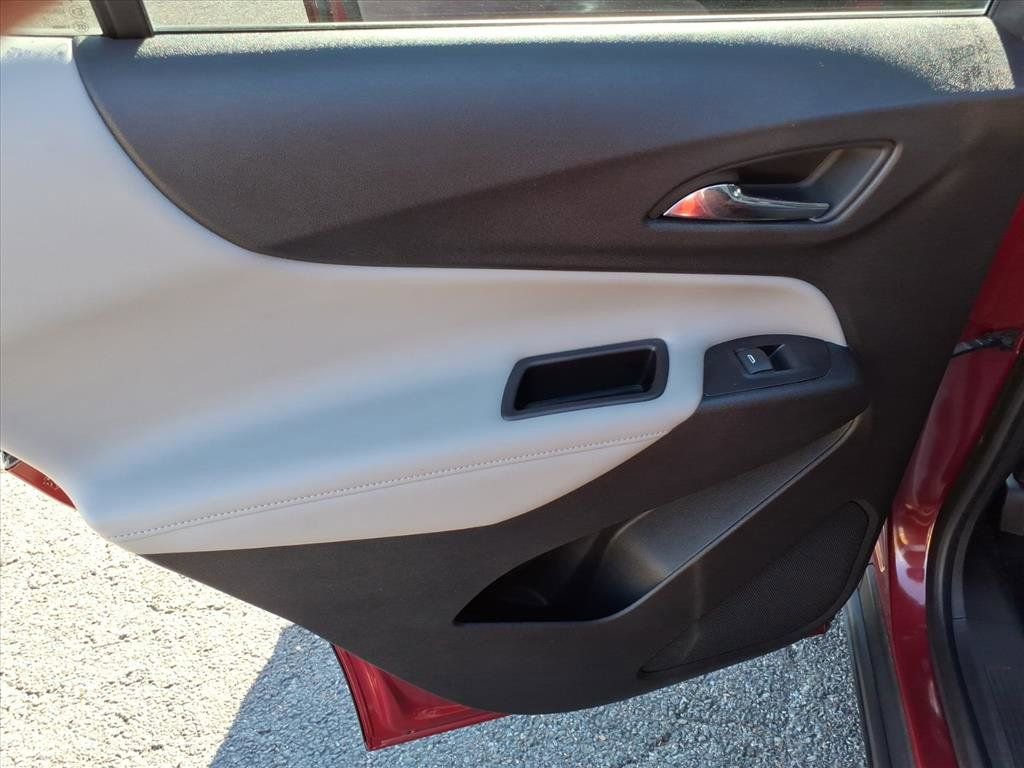 Used 2018 Chevrolet Equinox Premier image 19