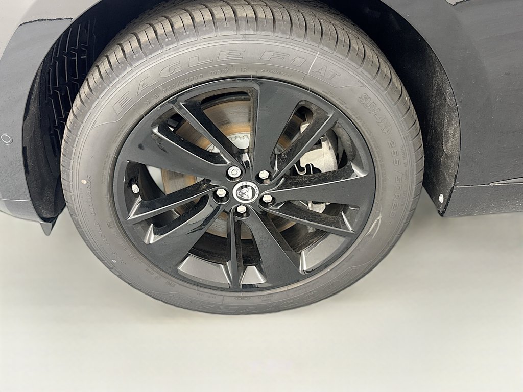New 2026 Jaguar F-PACE R-Dynamic S AWD/4WD image 33