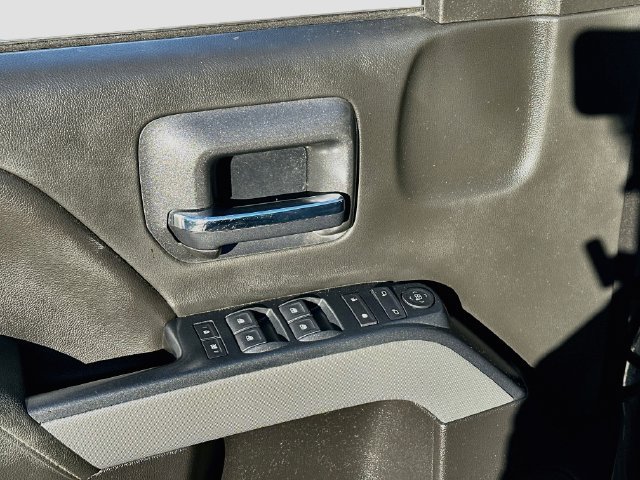 Used 2019 Chevrolet Silverado 1500 LT w/ All Star Edition AWD/4WD image 19