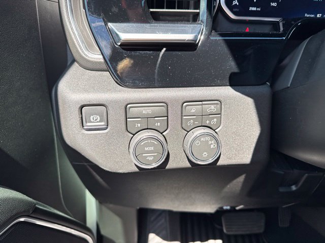 Used 2026 Chevrolet Silverado 1500 LT w/ Safety Package AWD/4WD image 22