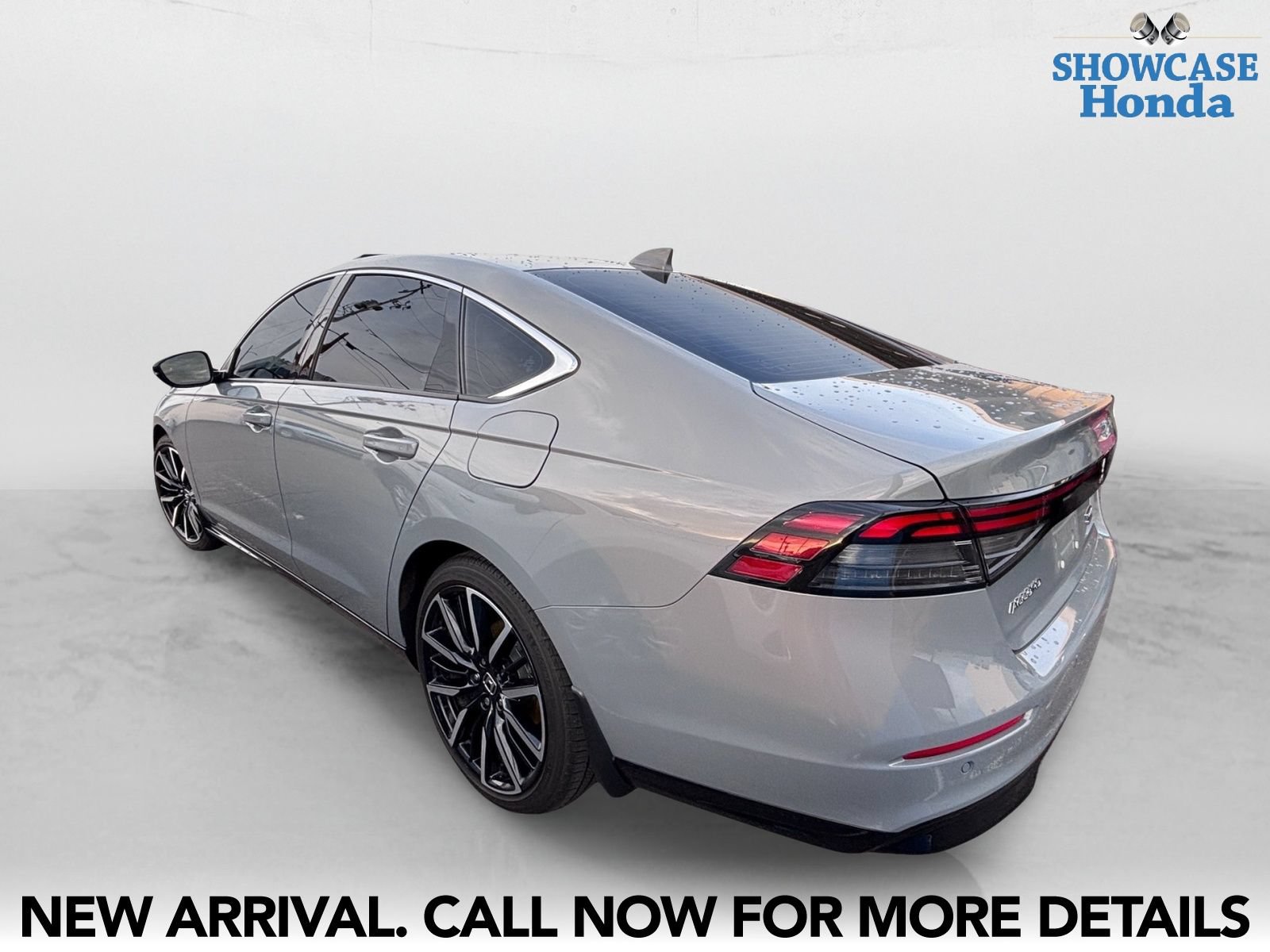 Used 2024 Honda Accord Touring image 4