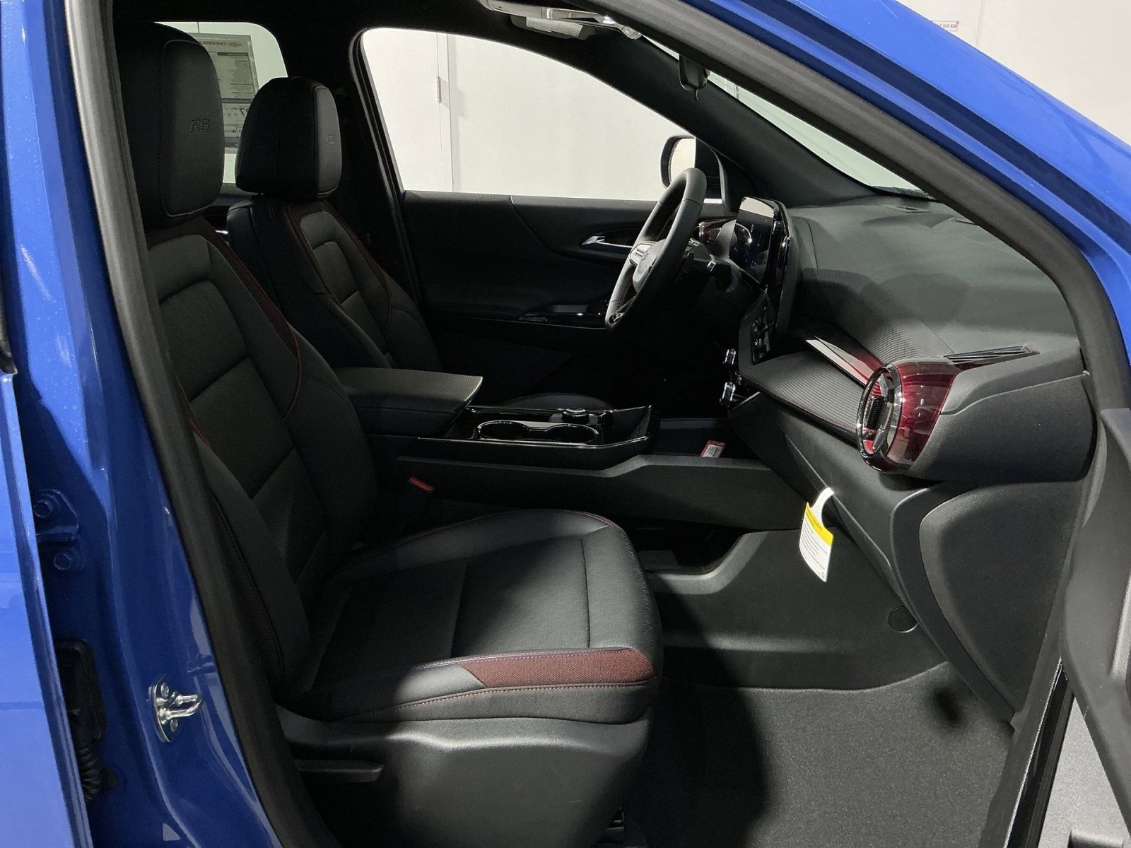 New 2026 Chevrolet Equinox RS FWD image 33