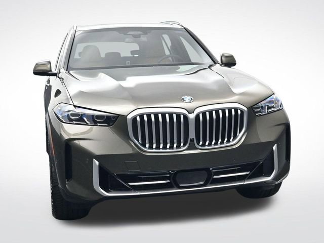 New 2026 BMW X5 sDrive40i image 11