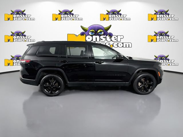 Used 2023 Jeep Grand Cherokee L Limited w/ Black Appearance Package AWD/4WD image 4