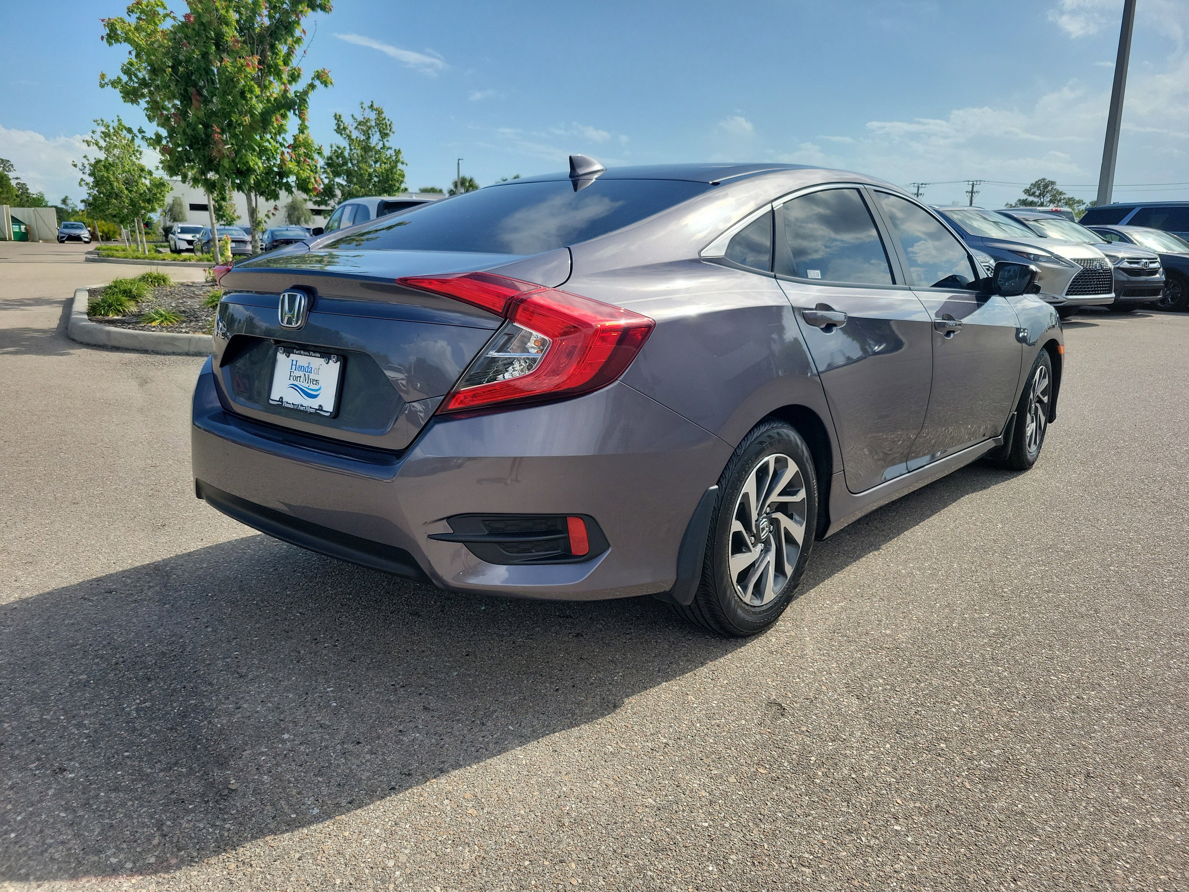 Used 2018 Honda Civic EX image 6