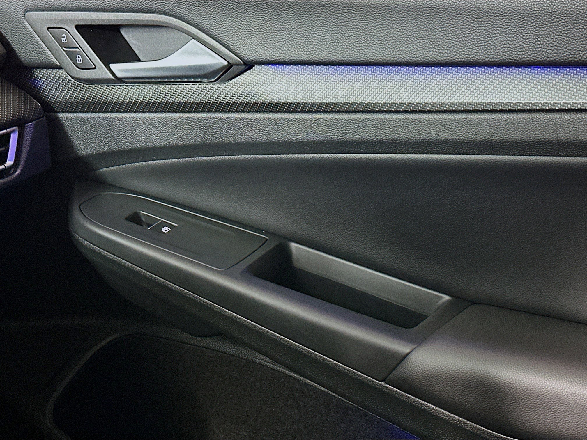 Used 2024 Volkswagen Golf R image 16