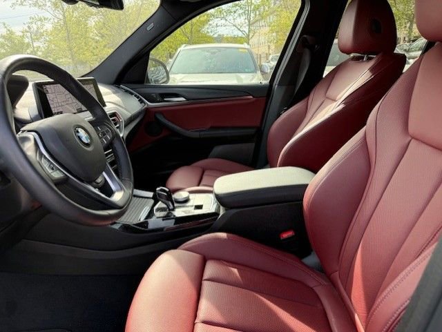 Certified 2024 BMW X3 xDrive30i w/ Convenience Package image 3