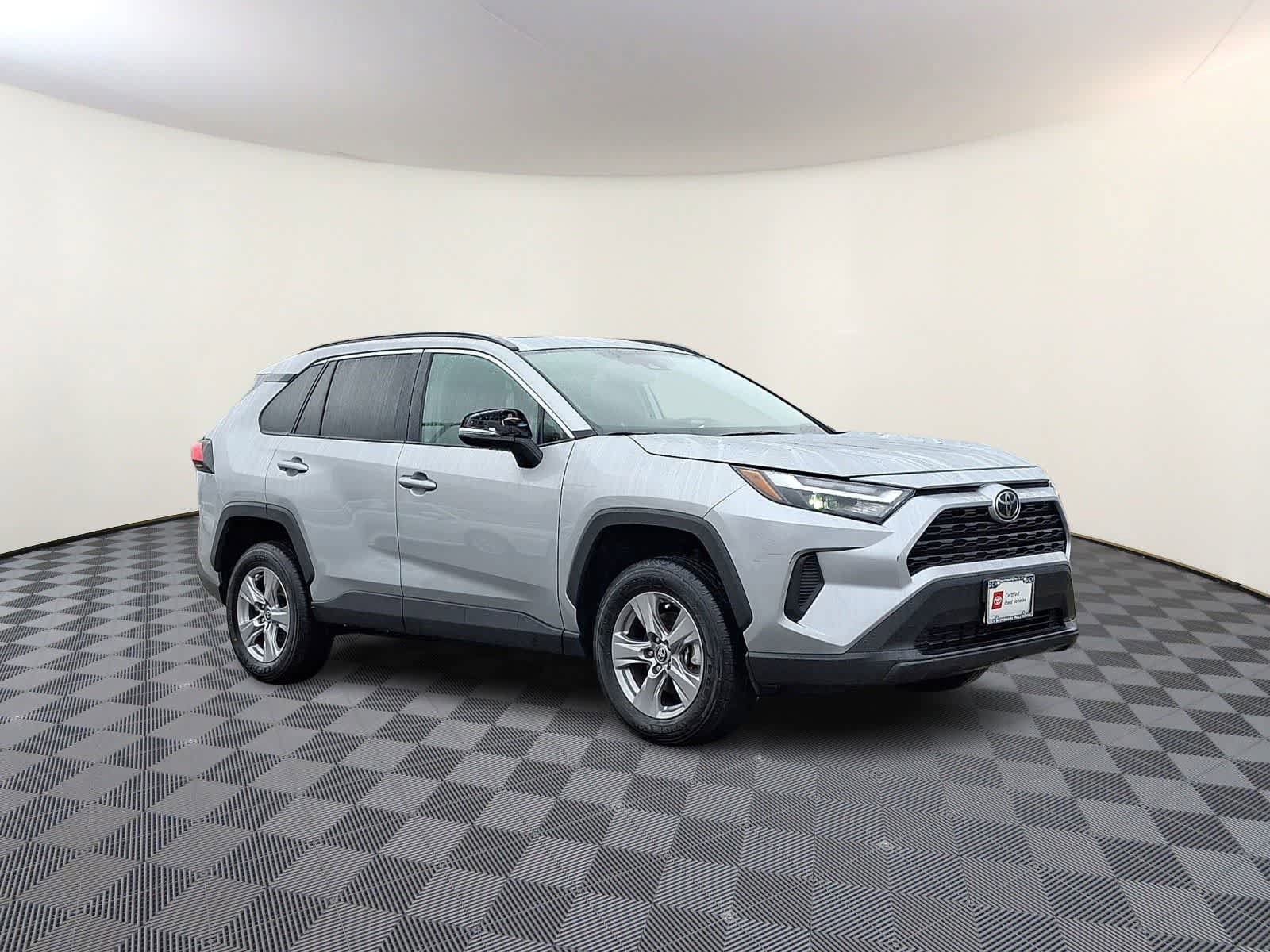 Certified 2025 Toyota RAV4 XLE w/ Convenience Package image 5