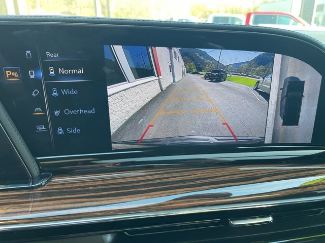 Used 2024 Cadillac Escalade Premium Luxury image 28