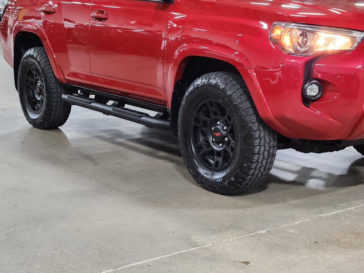 Used 2022 Toyota 4Runner SR5 Premium w/ Moonroof Package image 16