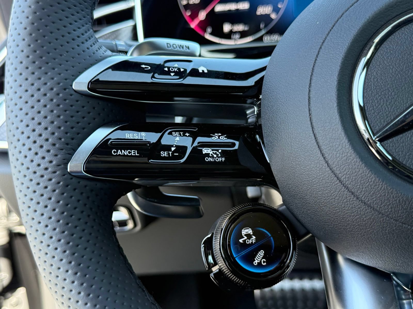 New 2026 Mercedes-Benz E 53 AMG e 4MATIC Sedan image 23