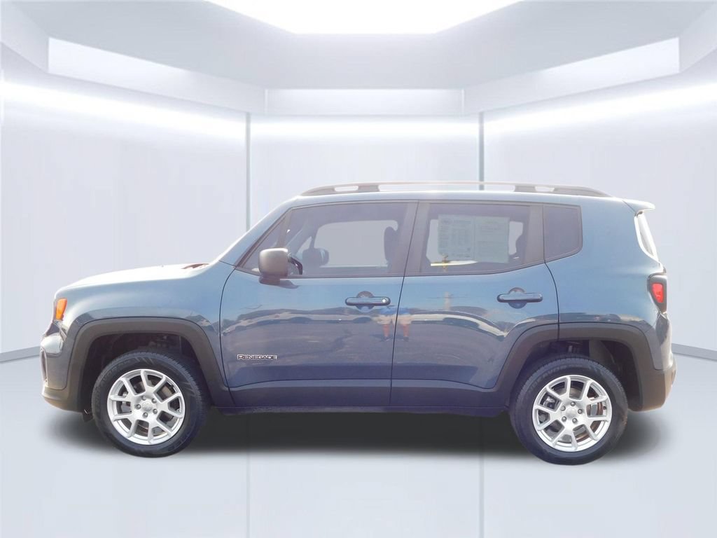Used 2023 Jeep Renegade Latitude w/ Premium Group AWD/4WD image 6