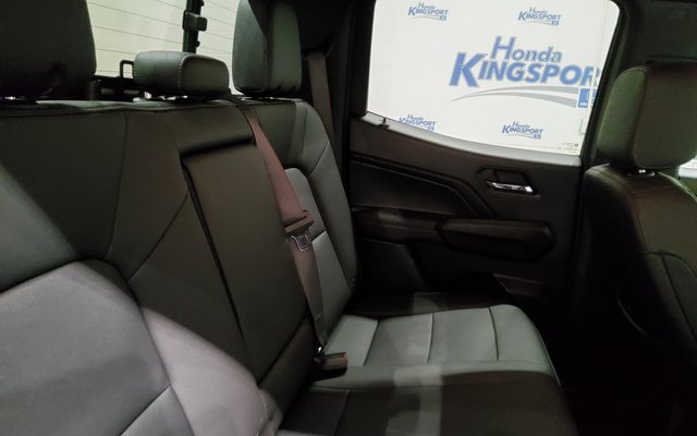 Used 2024 Chevrolet Colorado LT w/ LT Convenience Package III image 19