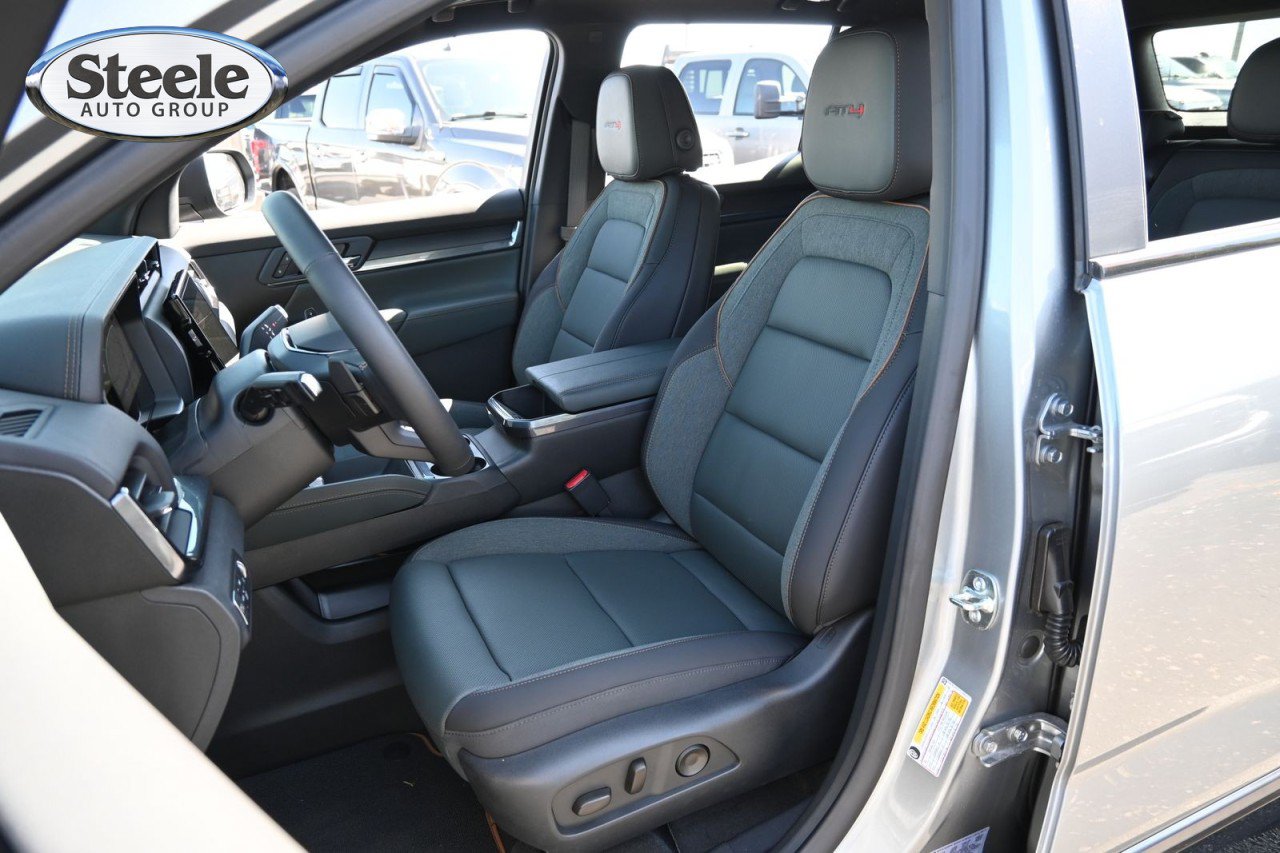 New 2026 GMC Terrain AT4 w/ Convenience Package III AWD/4WD image 18