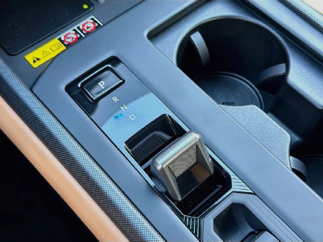 New 2026 Lexus ES 350e w/ Convenience Package FWD image 30