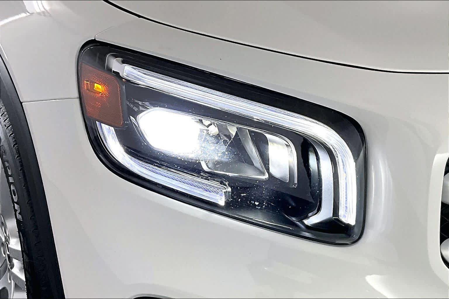 Certified 2022 Mercedes-Benz GLB 250 4MATIC image 27