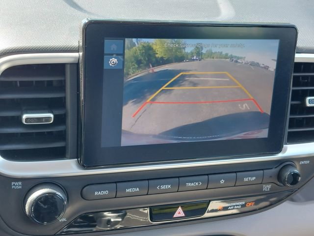 Used 2025 Hyundai Venue SEL FWD image 30